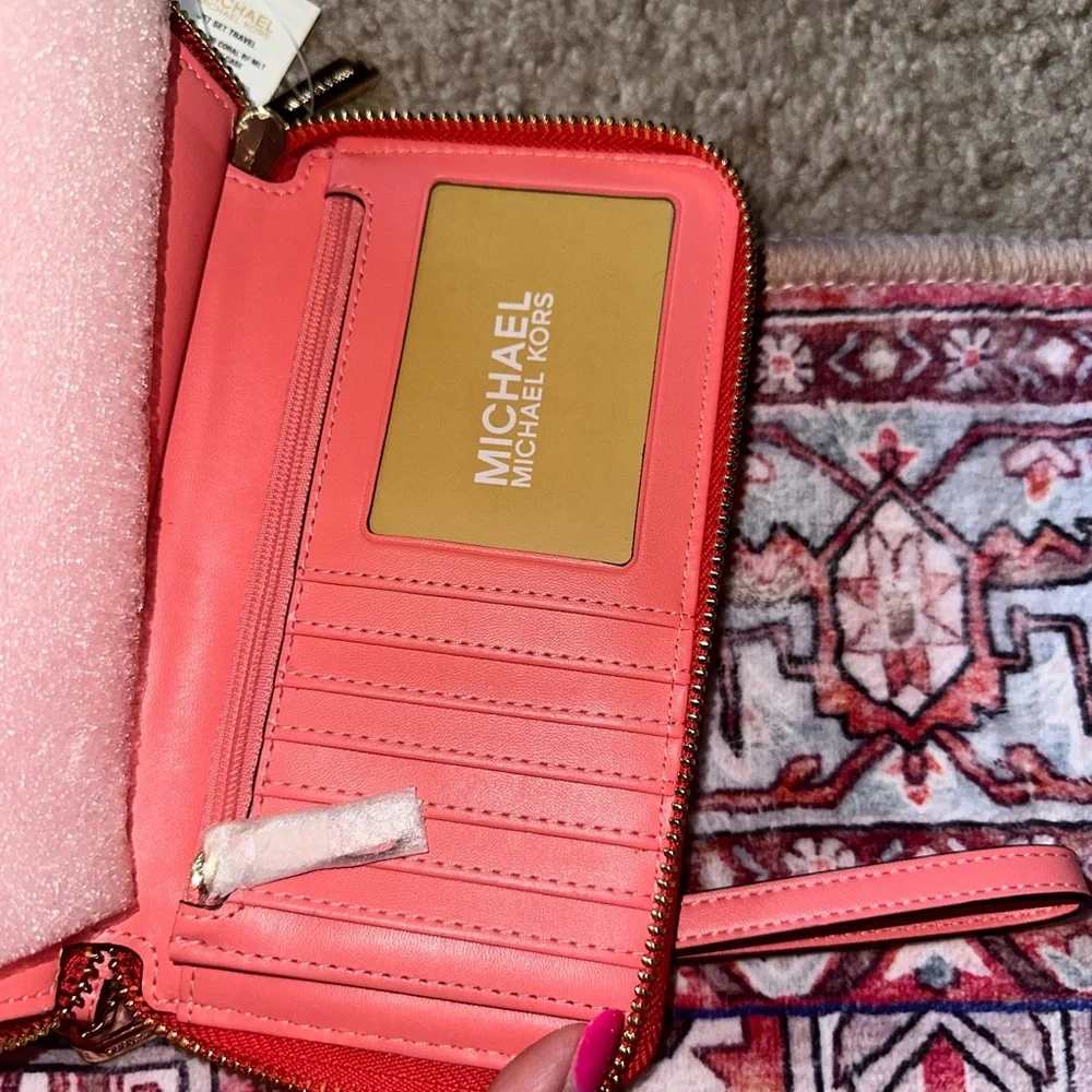 Hot pink Michael Kors wristlet